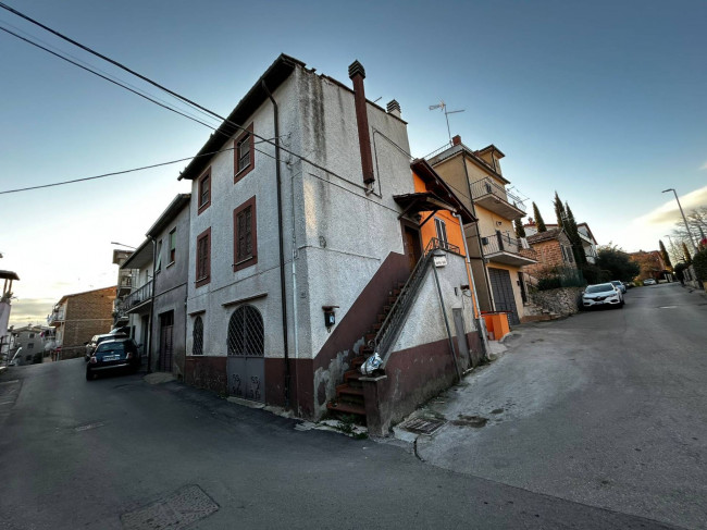 Appartamento in vendita a Vasanello