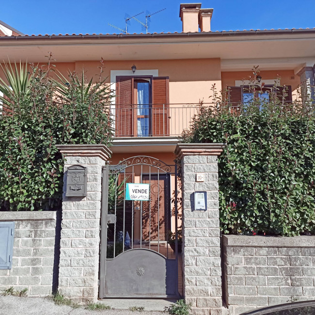 Appartamento in vendita a Vignanello