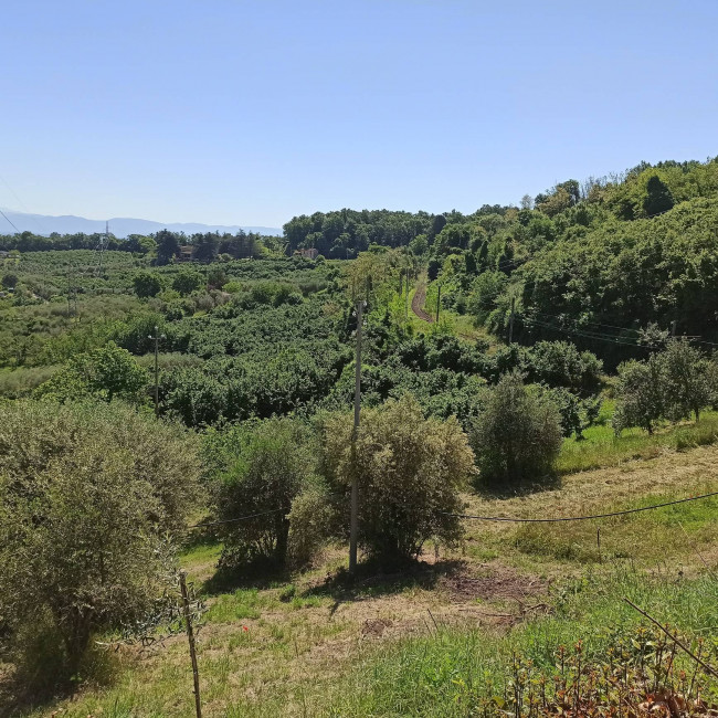 Rustico in vendita a Soriano nel Cimino