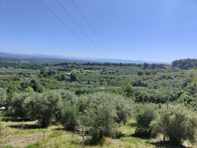Rustico in vendita a Soriano nel Cimino