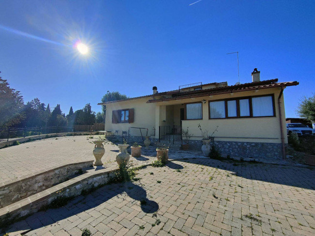 Villa in vendita a Amelia