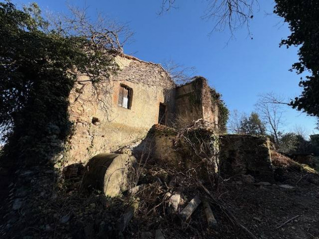 Casale in vendita a Narni