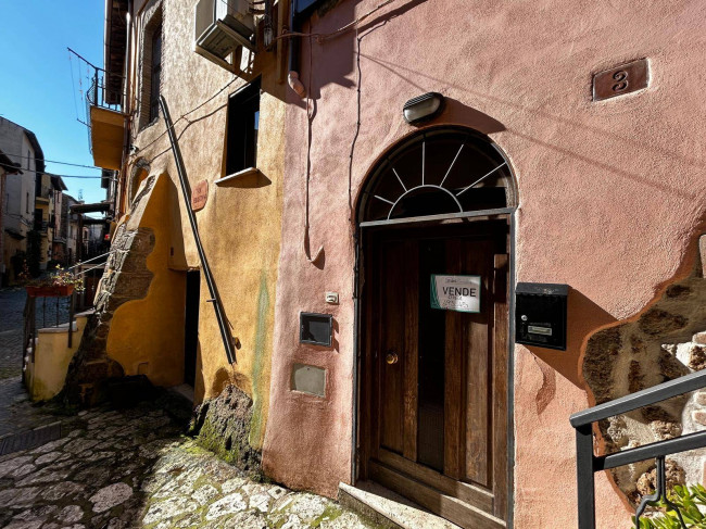 Appartamento in vendita a Vasanello