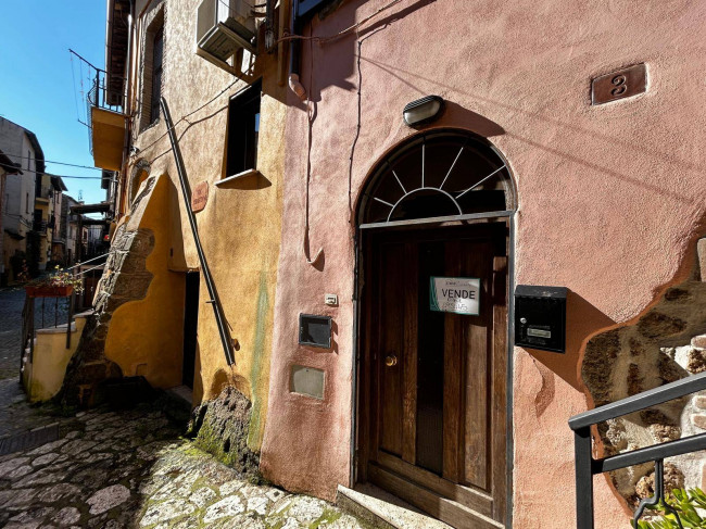 Appartamento in vendita a Vasanello