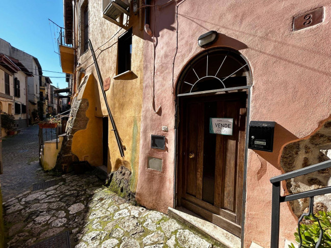 Appartamento in vendita a Vasanello