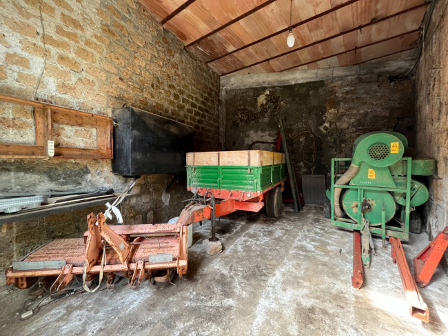 Magazzino in vendita a Vasanello