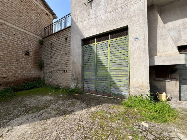 Magazzino in vendita a Vasanello