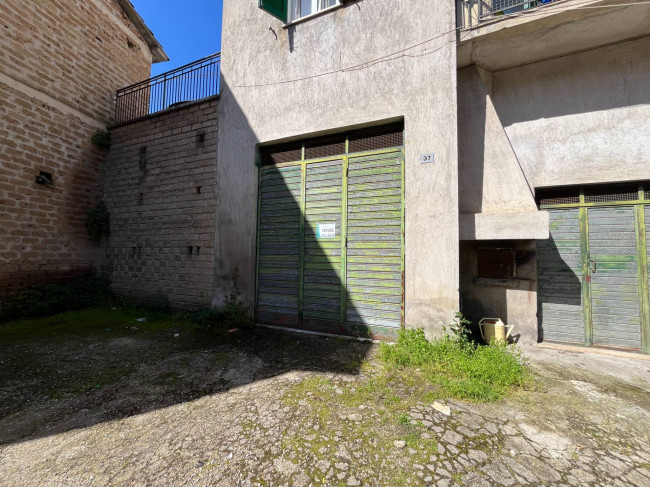 Magazzino in vendita a Vasanello
