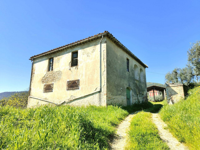 Casale in vendita a Narni