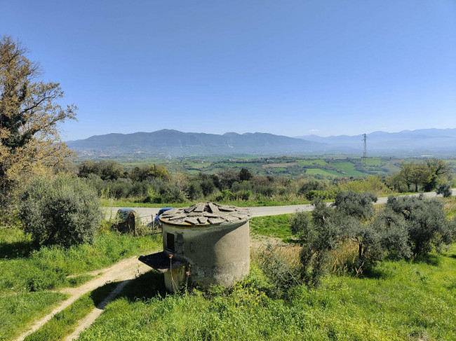 Casale in vendita a Narni