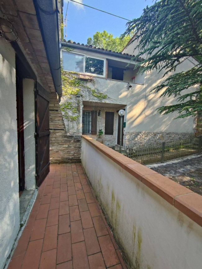 Villette a schiera in vendita a Guardea