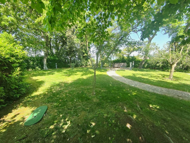Villa in vendita a Montecchio