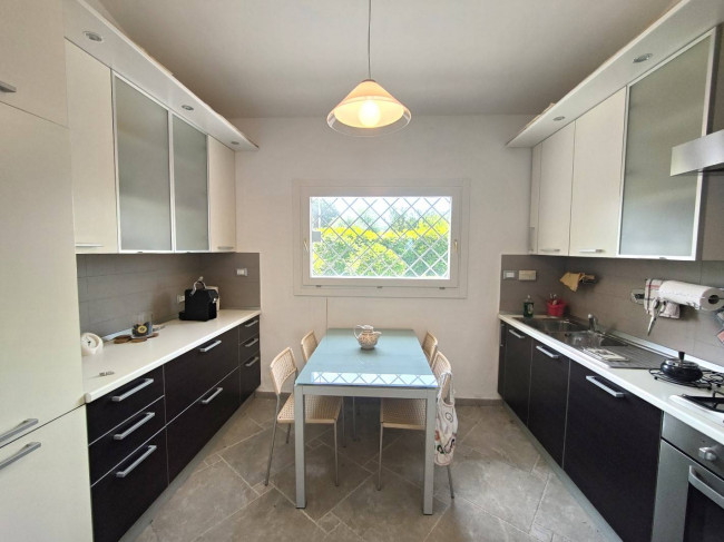 Villa in vendita a Montecchio