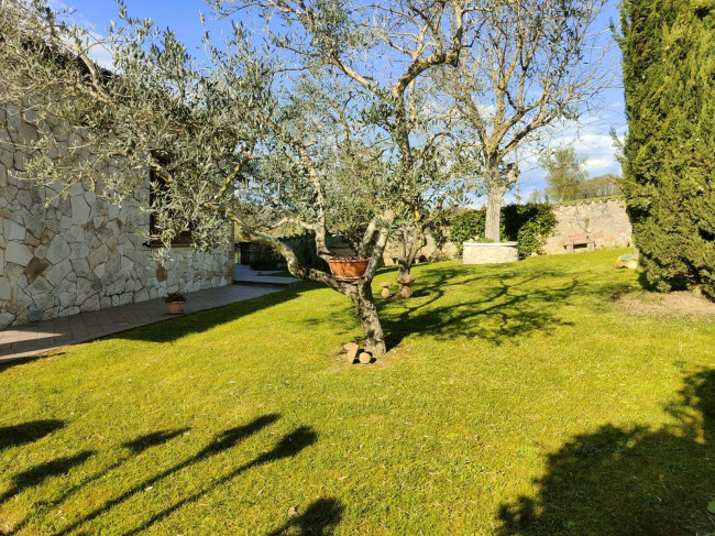 Villa in vendita a Avigliano Umbro