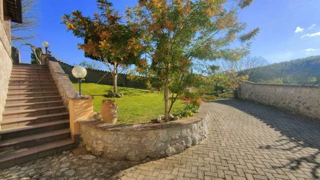 Villa in vendita a Avigliano Umbro