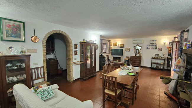 Casa singola in vendita a Amelia