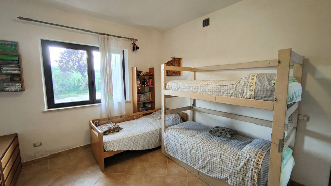 Casa singola in vendita a Amelia