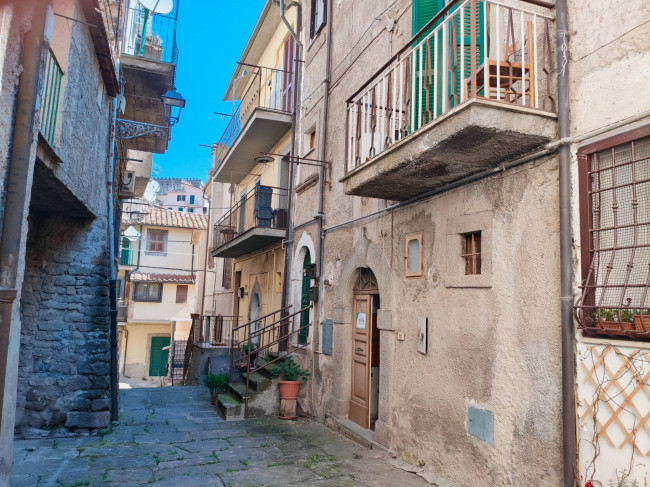 Appartamento in vendita a Soriano nel Cimino