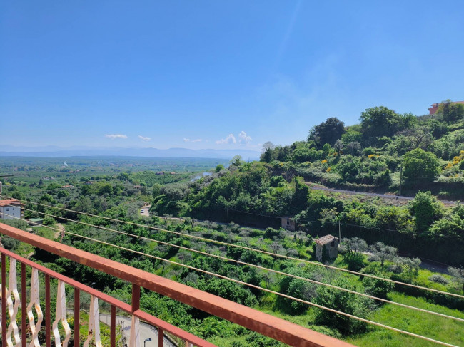 Appartamento in vendita a Soriano nel Cimino