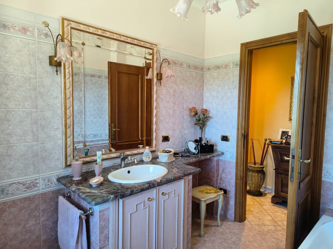 Villa in vendita a Soriano nel Cimino