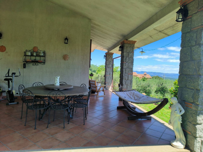 Villa in vendita a Soriano nel Cimino