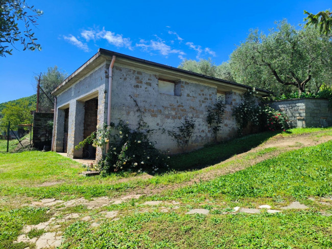 Villa in vendita a Soriano nel Cimino