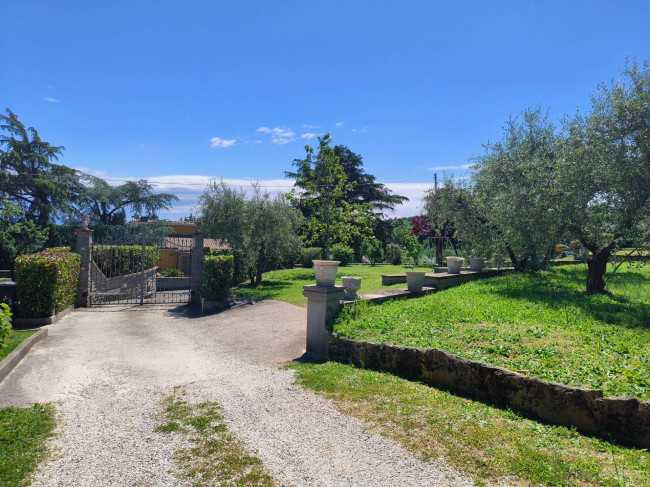 Villa in vendita a Soriano nel Cimino