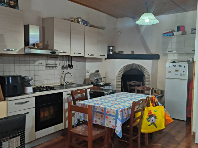 Appartamento in vendita a Canepina