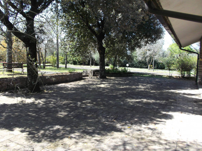 Villa in vendita a Viterbo