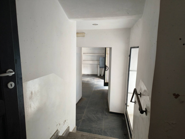 Locale commerciale in affitto a Soriano nel Cimino