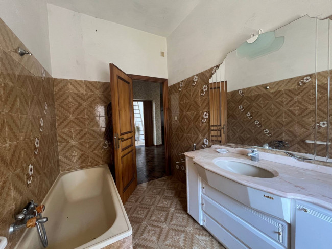 Casa singola in vendita a Bassano in Teverina