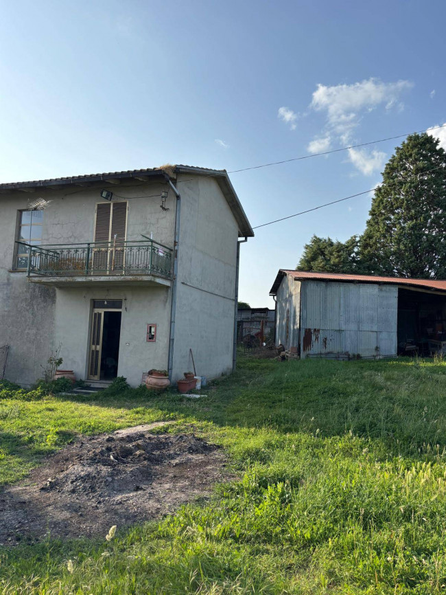 Villetta Bifamiliare in vendita a Montecastrilli