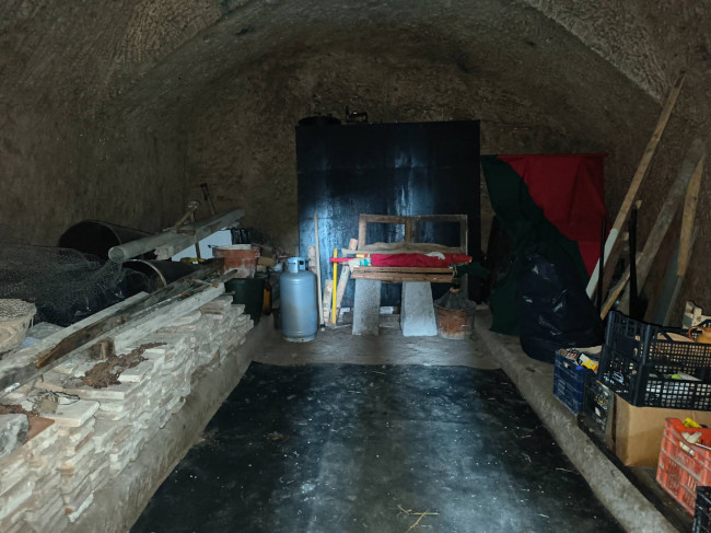 Cantina in vendita a Soriano nel Cimino