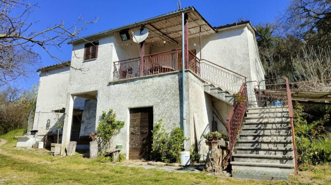 Casale in vendita a Amelia