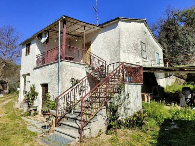Casale in vendita a Amelia