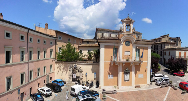 Box o garage in vendita a Amelia