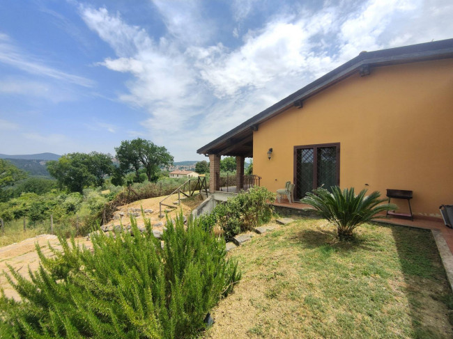 Villa in vendita a Amelia