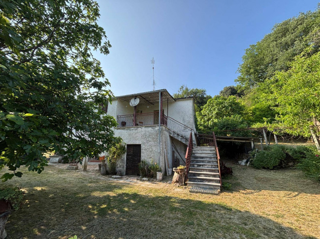 Villa in vendita a Montecastrilli