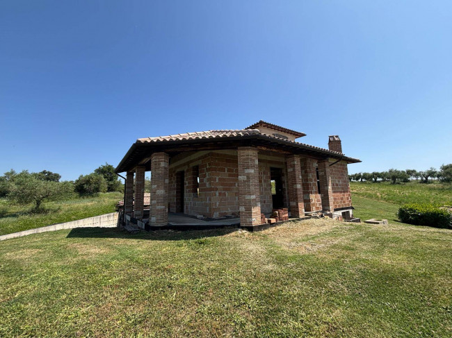 Villa in vendita a Montecastrilli