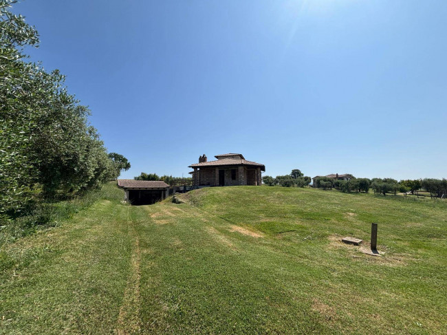 Villa in vendita a Montecastrilli