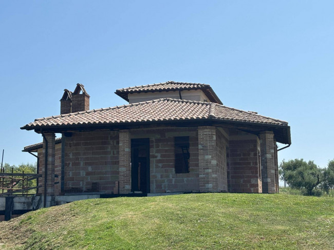 Villa in vendita a Montecastrilli