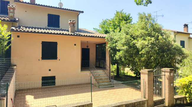 Villetta Bifamiliare in vendita a Amelia