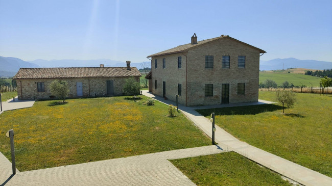 Casale in vendita a Amelia
