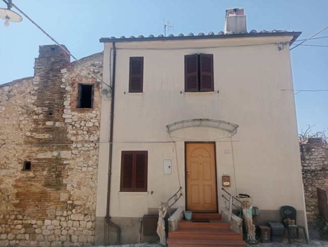 Cielo Terra in vendita a Narni
