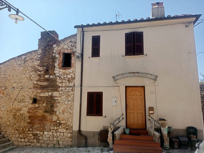 Cielo Terra in vendita a Narni