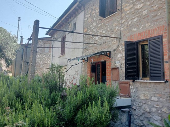 Cielo Terra in vendita a Narni