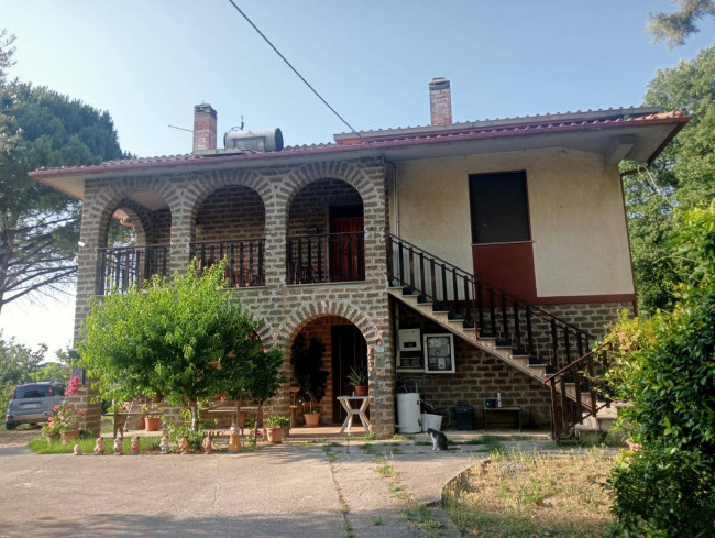 Casa singola in vendita a Narni