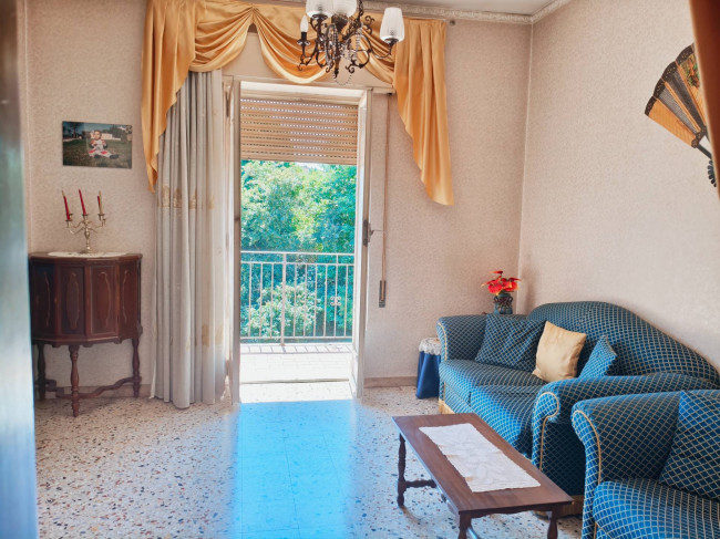 Appartamento in vendita a Vallerano