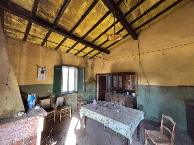 Casale in vendita a Montecastrilli