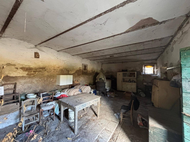 Casale in vendita a Montecastrilli